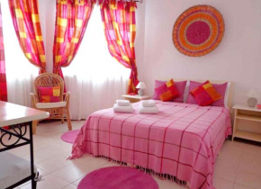 Modern Apartment in Grand Baie with Shared Pool